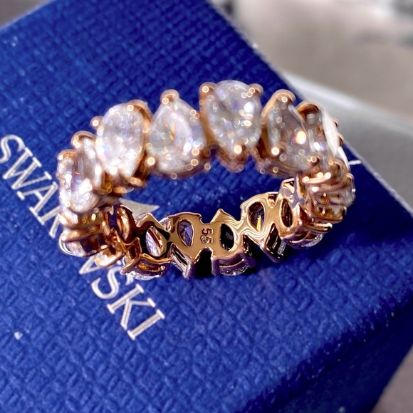 Swarovski Rose-gold “Matrix Vittore” Ring - Picture 5 of 10